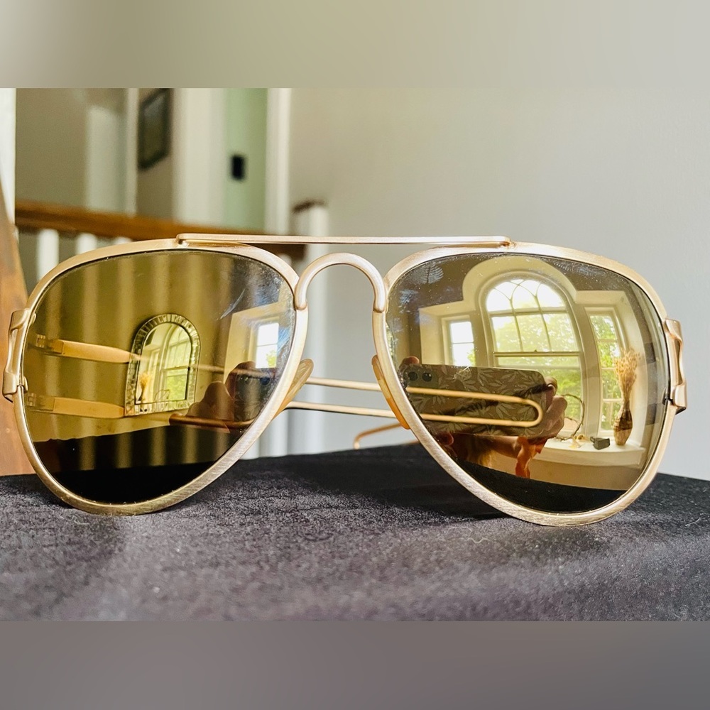Ultra rare, vintage & authentic Fendi FS223 aviators designed by Karl Lagerfeld